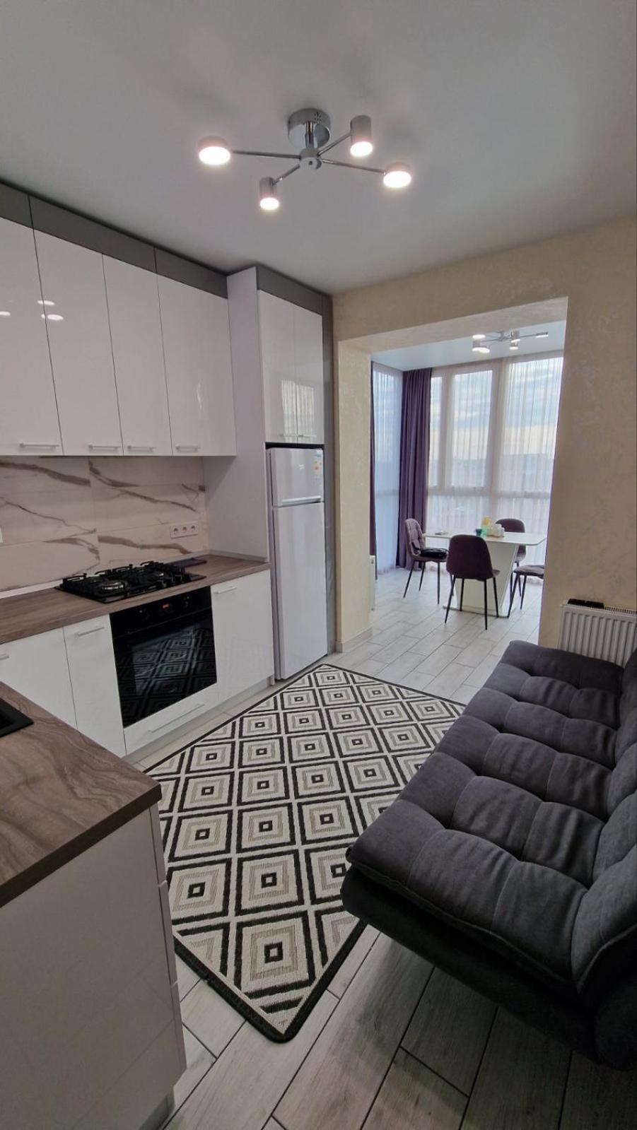Apartment Dream Town,залізничний вокзал *