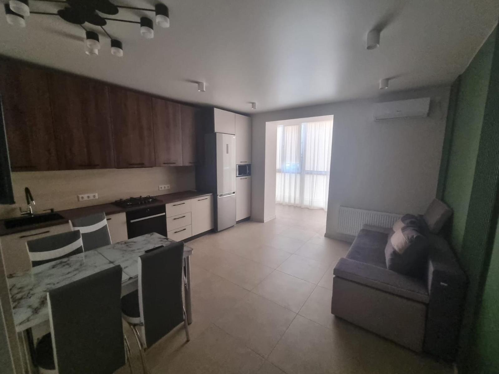 Apartment Dream Town,залізничний вокзал